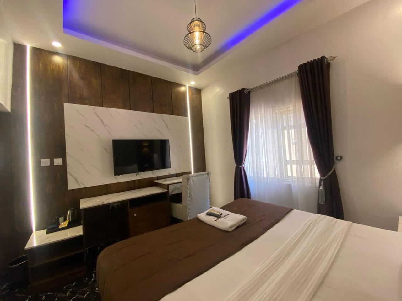 Presken Hotel And Resorts Mojidi Ikeja Exterior photo