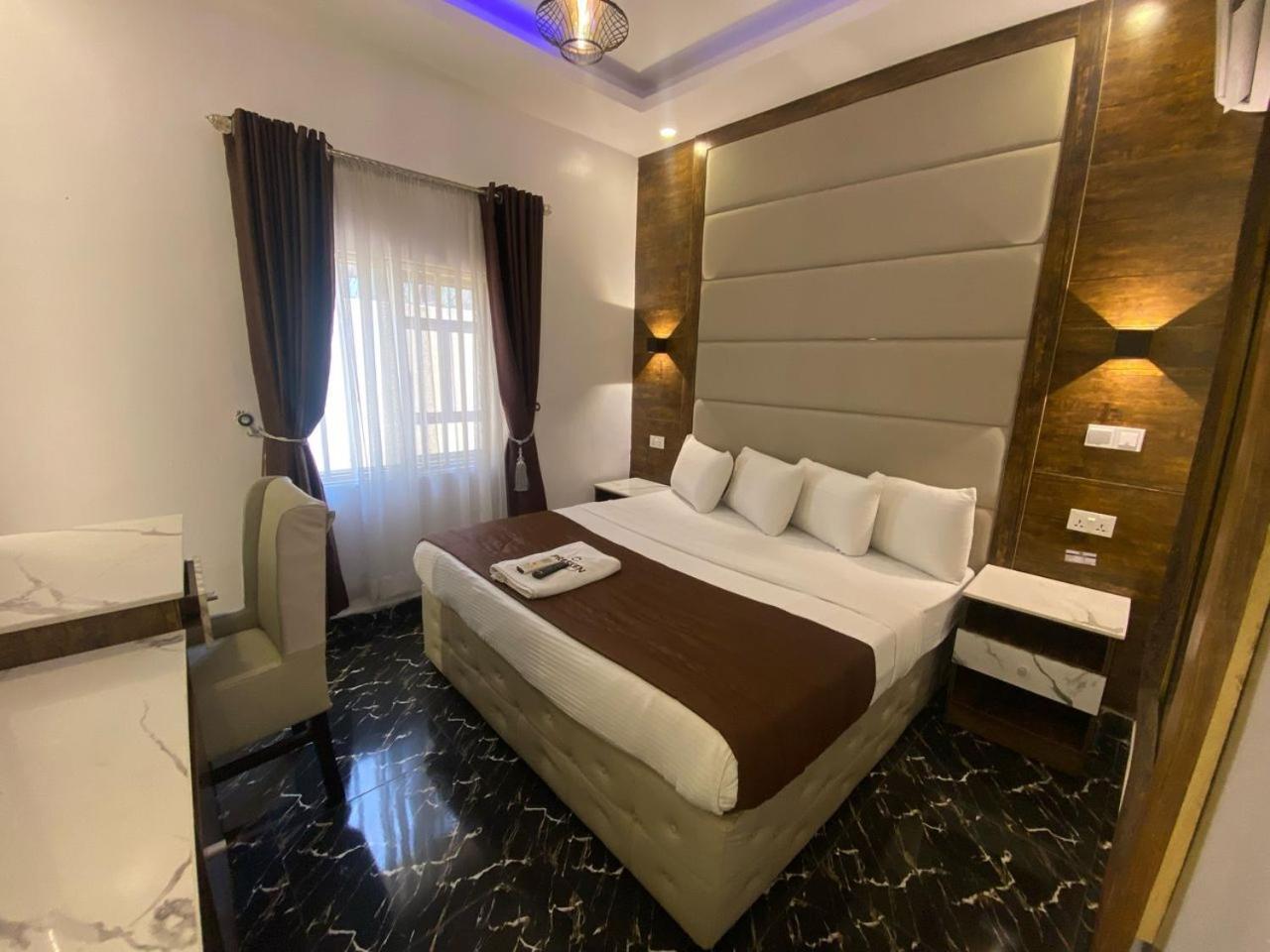 Presken Hotel And Resorts Mojidi Ikeja Exterior photo